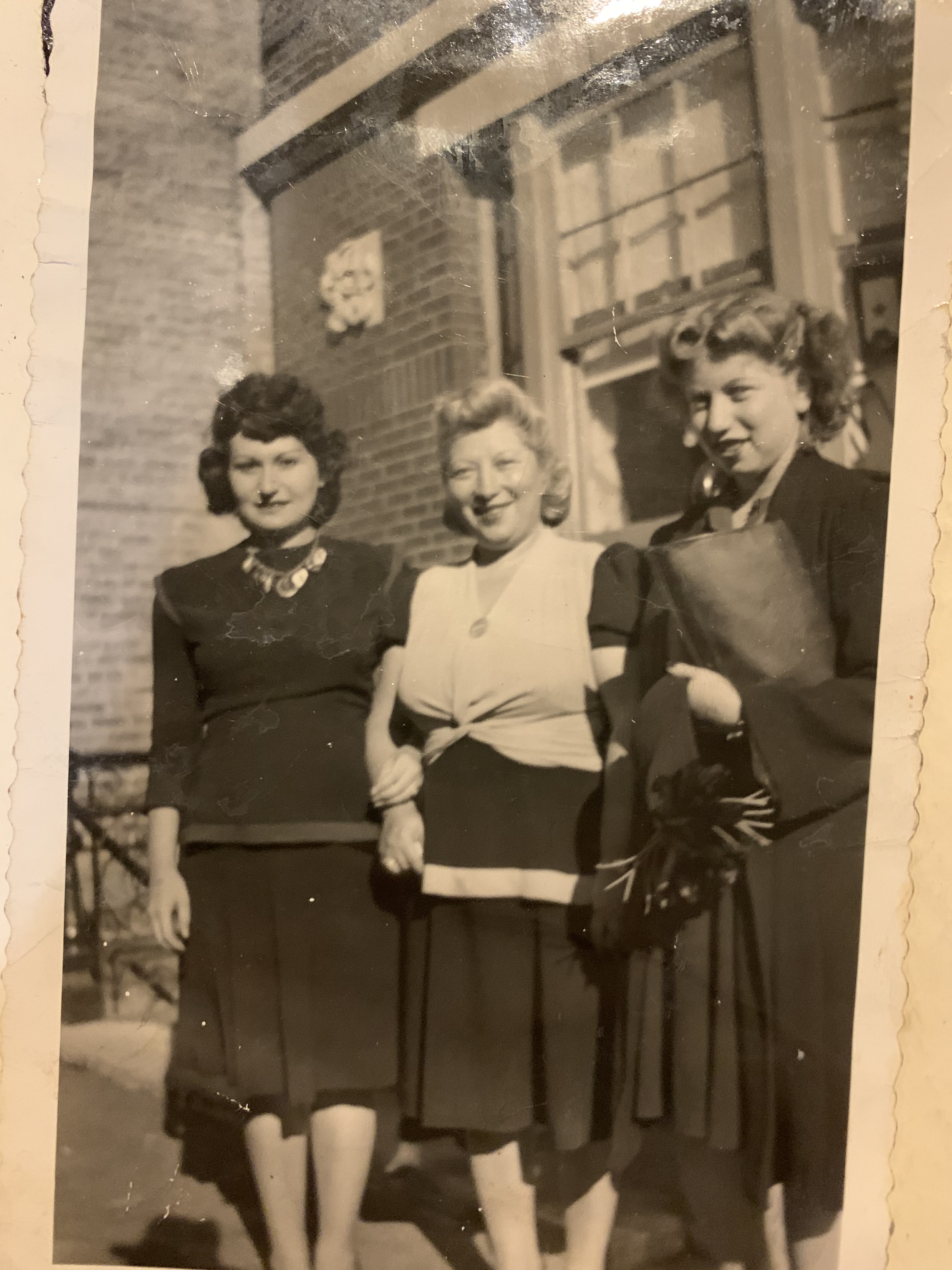 Flo, Lydia, Reba  Sept 1942